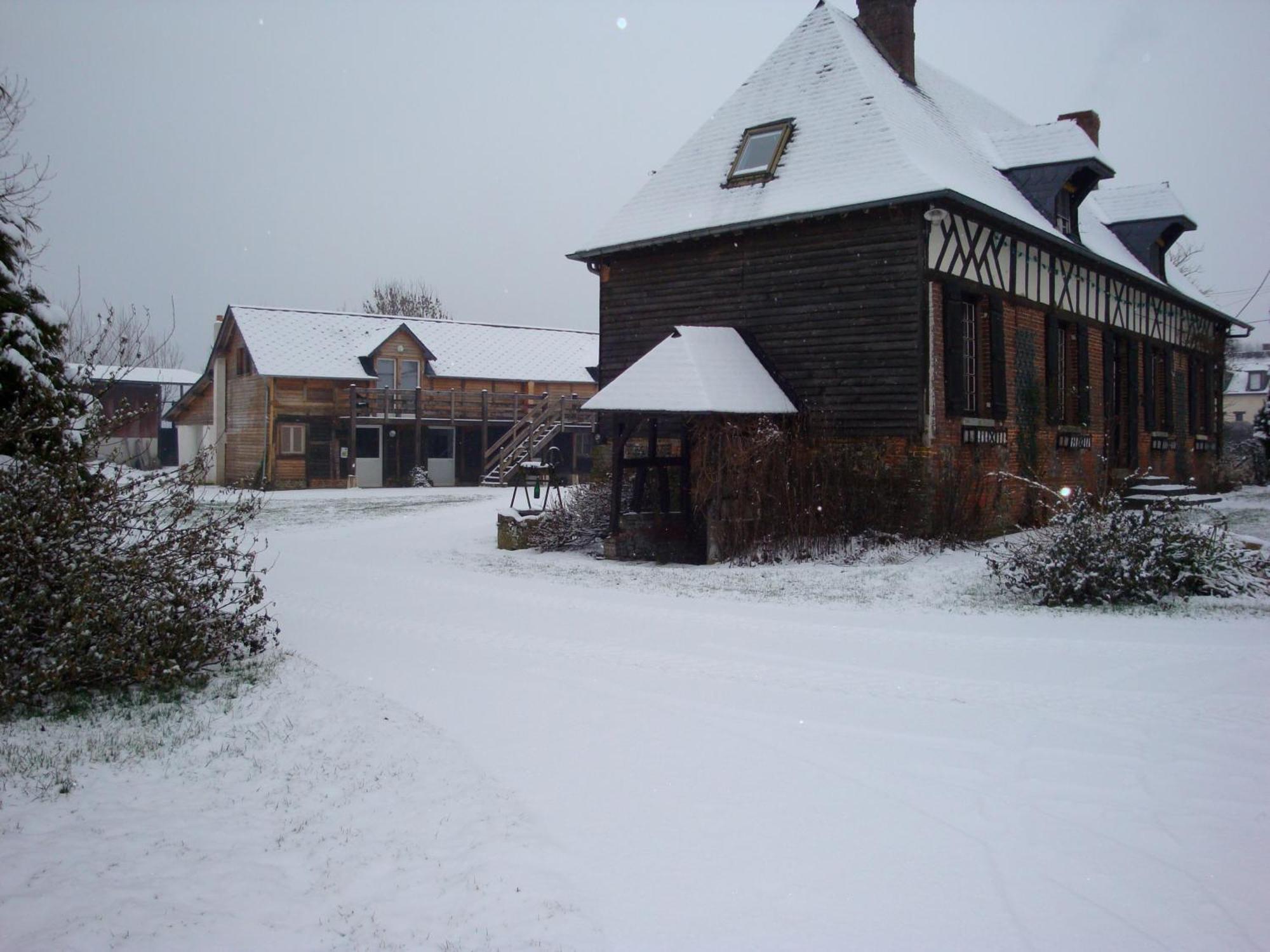 Ferme Cacheterie, Boutique Terroir Bed & Breakfast Fleury-la-Foret Exterior photo